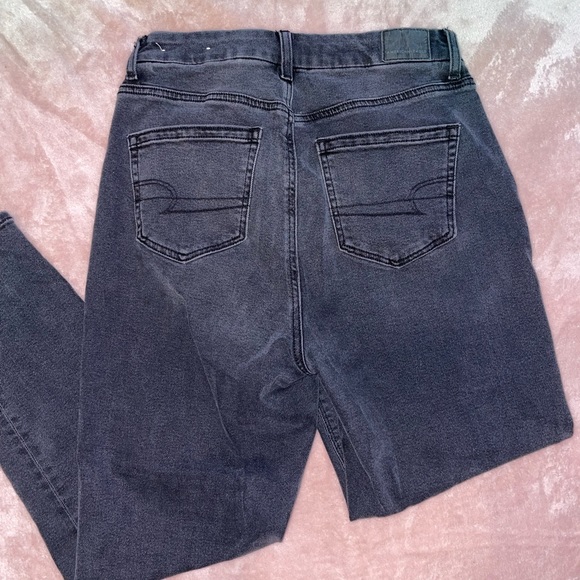 Black American Eagle Mom Jeans - Picture 4 of 5